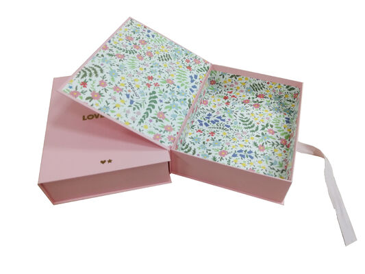 kaufen Geschenkbox mit Klappdeckel und Bandverschluss für Kleidung, individuelle Kosmetikset-Verpackungsbox für Marken Online-Herstellung