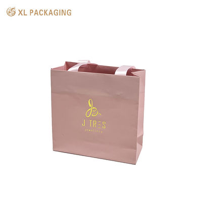 Individuelle Geschenktüten aus Papier mit Logo & verstärkten Henkeln