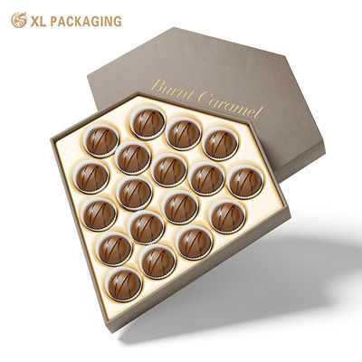 Custom Diamant-förmige 18Pcs Schokoladen-Box mit Luxus-Gold-Lebensmittel-Tray für Premium-Schokoladen-Verpackung