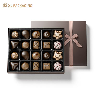 Luxuriöse, maßgeschneiderte, vollfarbige, starre Schokoladen-Geschenkbox im Großhandel mit Schleife für Premium-Verpackung