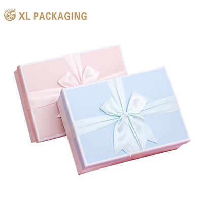 Macaron-Matte-Schokoladenverpackung aus speziellem Papier mit handgebundenem 3D-Satinenbogen und starrer Struktur mit Deckel und Basis